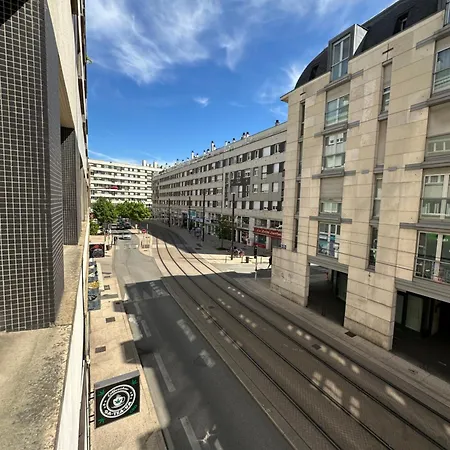 Apartment Hyper Centre Avec Garage Prive *